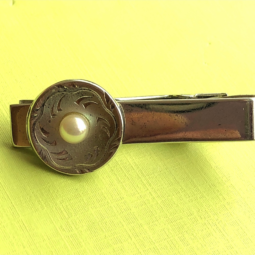 Genuine pearl sterling silver vintage tie clip